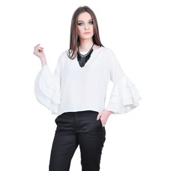 bluza alba de dama cu volane la maneci D2511 RVL