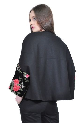 jacheta neagra eleganta de dama RVL D2522