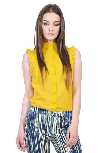 camasa galbena de dama fara maneci D2550