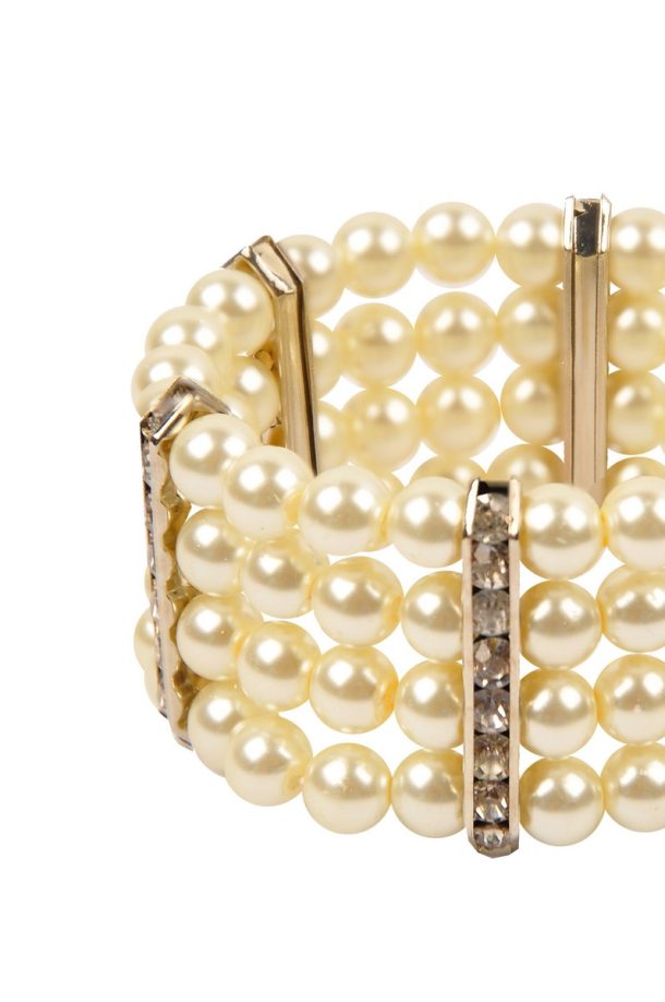 Bratara Pearls and Moments