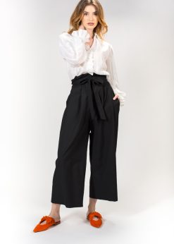 Pantalon negru, RVL