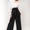 Pantalon negru, RVL