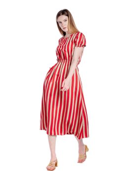 Rochie in rosu dungi
